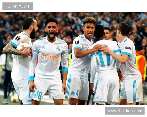 本地球迷支持：斯特拉斯堡主场氛围成为球队后盾