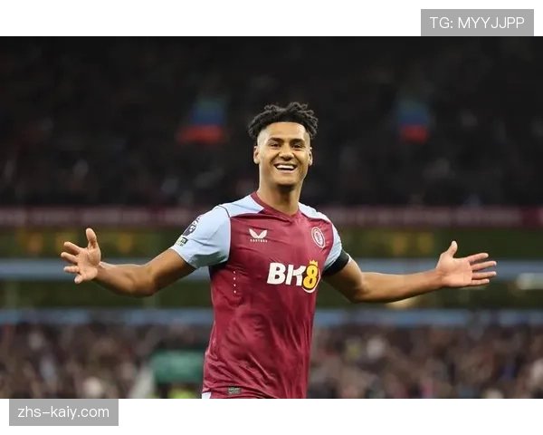 从濒临降级到稳居中游，深度报道阿斯顿维拉如何通过两个转会窗重建防守体系。